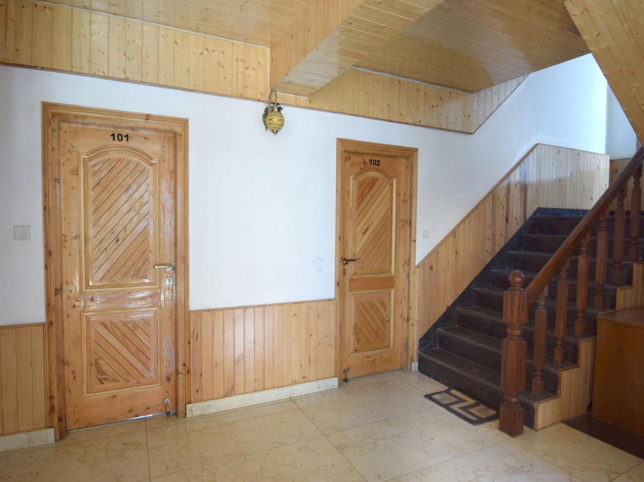 Oyo 10255 Hotel Red Apple Manali  Ngoại thất bức ảnh